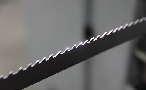 广安双金属带锯条产生切削噪音的原因具体有哪些？